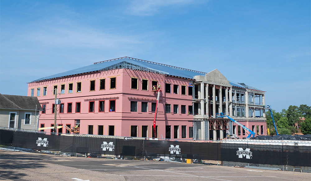 Construction of the Jim and Thomas Duff Center