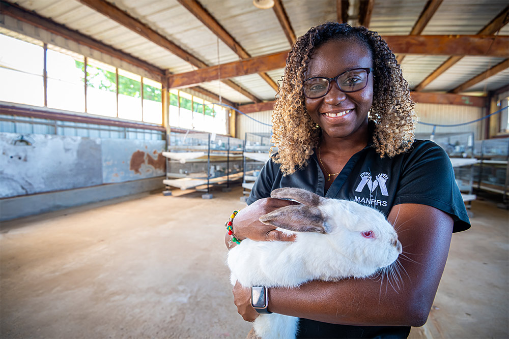 Portrait of Kenisha Gordon