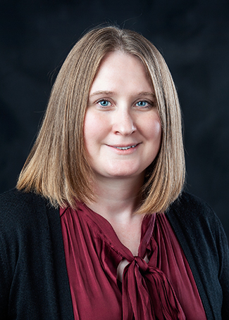 Headshot of Professor Laura Dodds