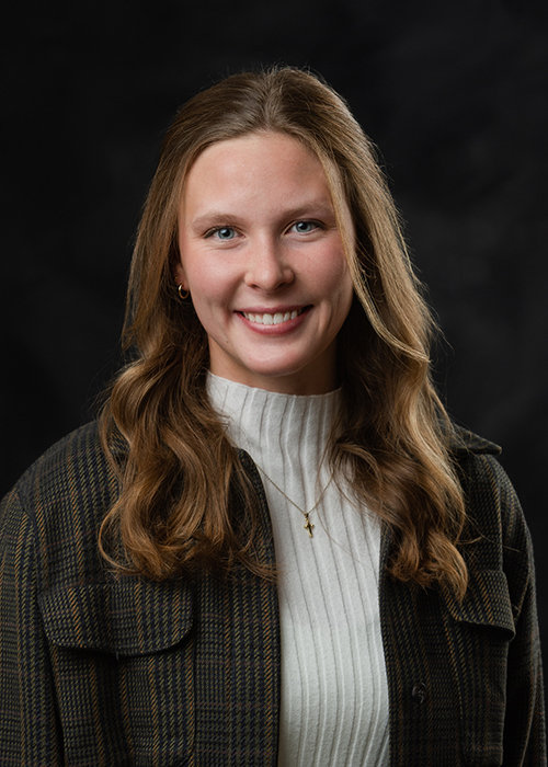 Studio portrait of Molly Taylor