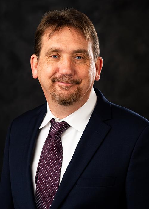 A portrait of Wes Schilling.