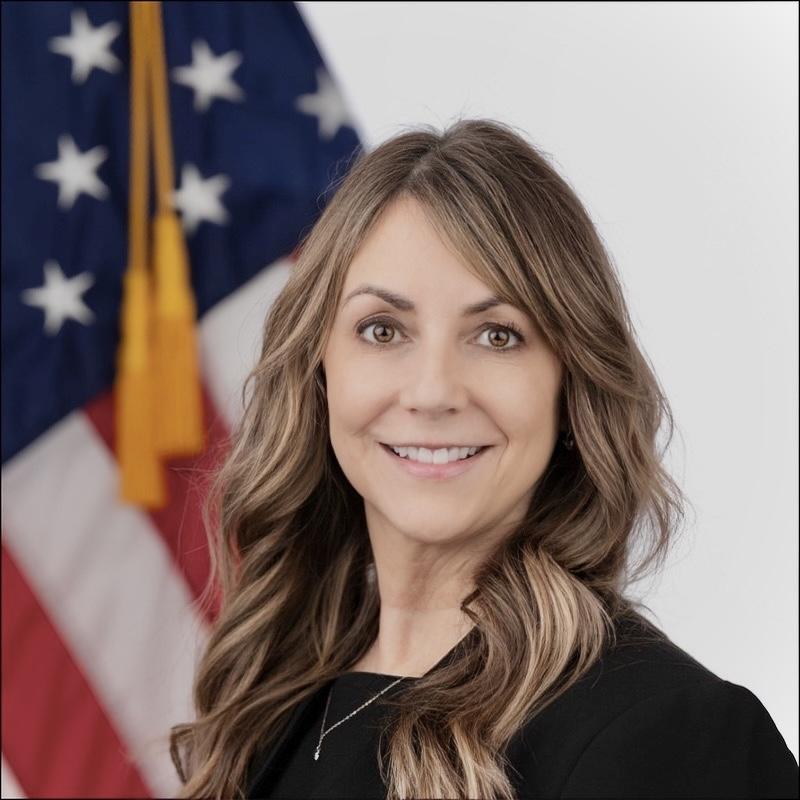 Laurie Todd-Smith headshot