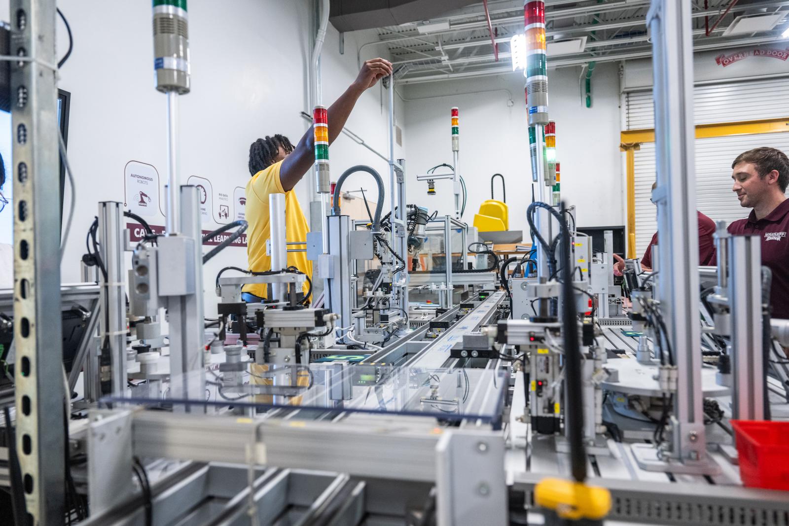 MSU Center for Advanced Vehicular Systems Extension’s Experiential Learning Lab