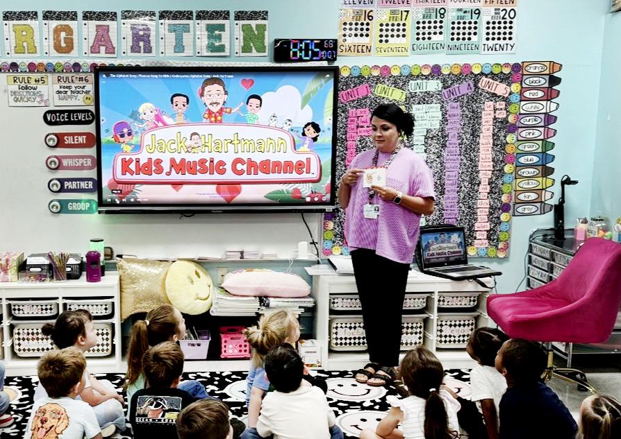 Nicole Cotten, a graduate student in MSU-Meridian’s elementary alternate route program from Bruce, teaches kindergarten at Bruce Elementary School in the Calhoun County School District.